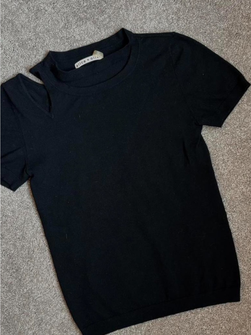Alice + Olivia Black Short Sleeve Top with Shoulder Cutout